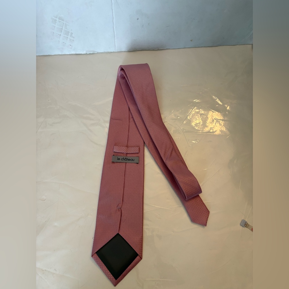 Pink Tie - Picture 2 of 3
